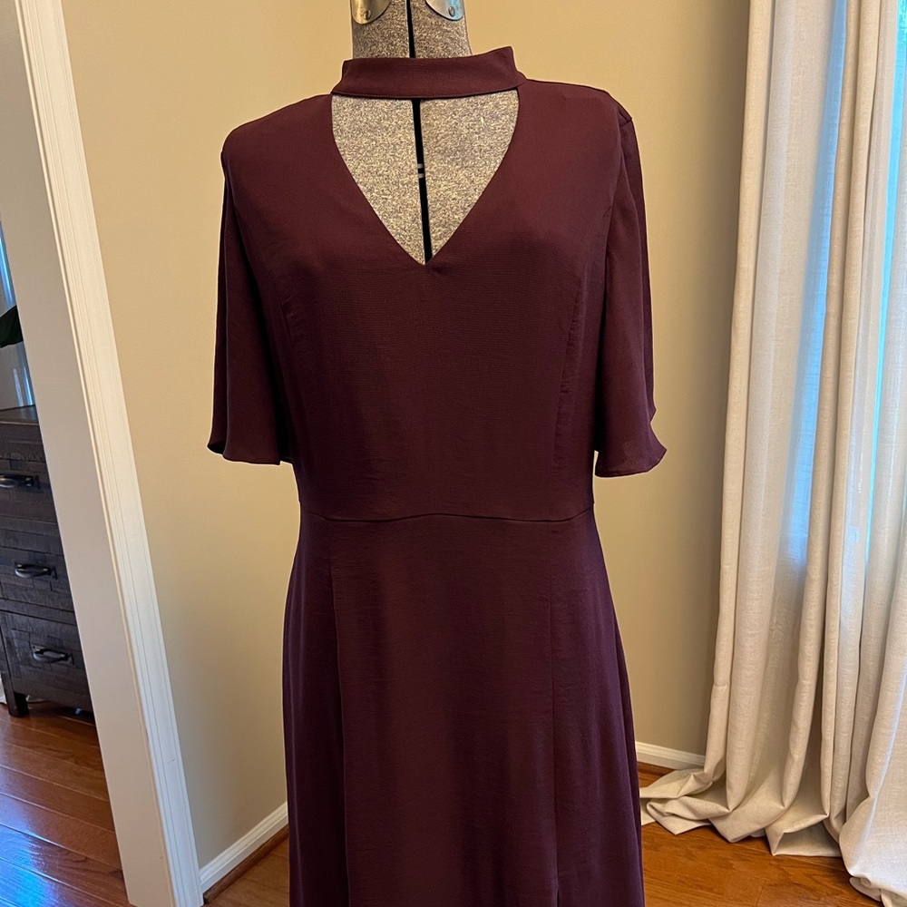 AnnTaylor Dress in Wine, size 8